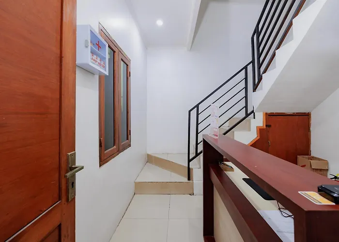 Benhill Syariah Residence 2 Mitra Reddoorz Jakarta